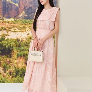 The 3D Embroidered Silk Set
